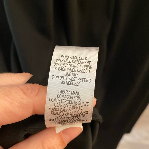 Classy Polka-Dot Dress (16) - Picture 13 of 14